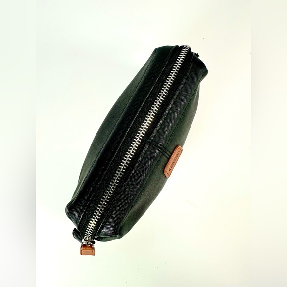 Bric's Black Toiletry Bag with brown Leather Accents - Picture 4 of 9